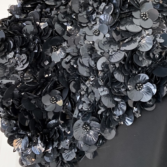 Badgley Mischka Gown *NWT - Picture 2 of 5